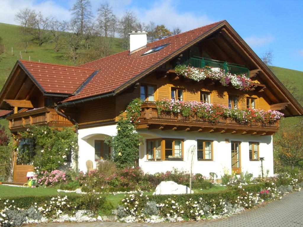 Hotel Haus Loidl Sankt Gallen Esterno foto